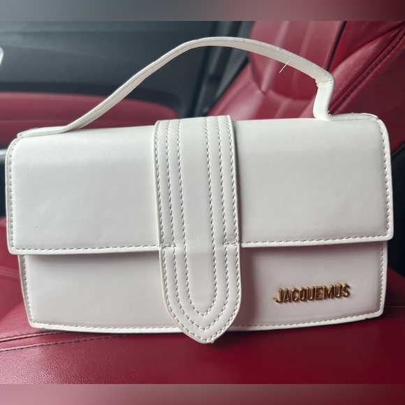 Jacquemus Handbags - Brand new Jacquemus hand bag